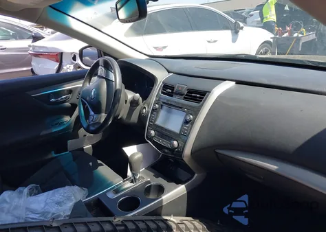 2015 Nissan Altima 2.5 Sv from USA, damaged, VIN 1N4AL3AP1FC192020